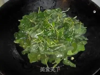 Make Frozen fish and grass step 2