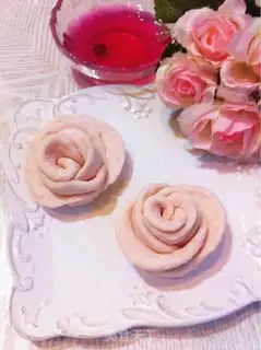 Make Rose-type buns step 10