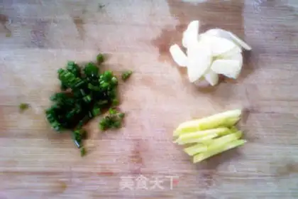Make Potato beef spa rice step 1