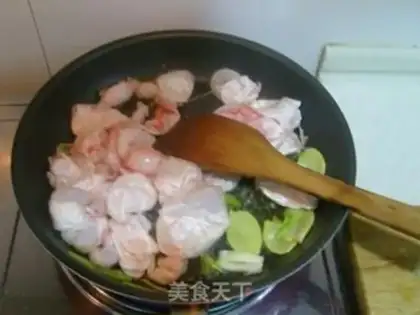Make Dry-burn fish bubbles step 3