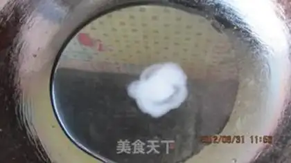 Make Fried eggs step 4