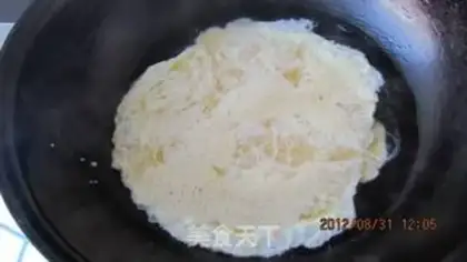 Make Fried eggs step 5