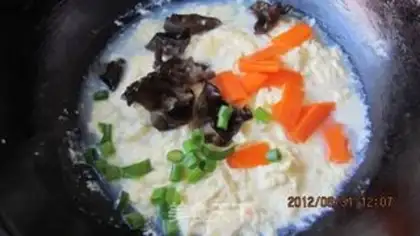 Make Fried eggs step 7