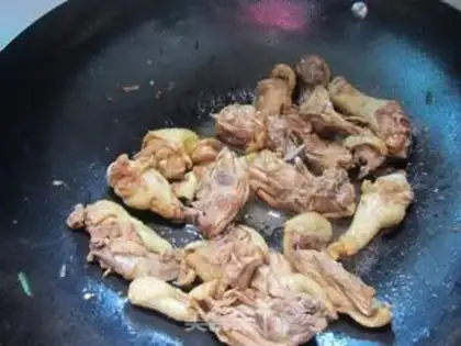 Make "Red-tree sweet chicken." step 4