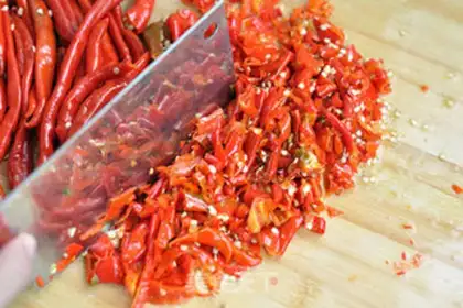 Make Garlic pepper sauce step 1