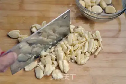 Make Garlic pepper sauce step 2