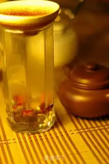 Make Honey Rose Milk Tea step 1