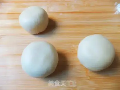 Make Soccer omelet step 16