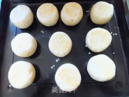 Make Soccer omelet step 18