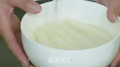 Make Clear the potatoes step 1