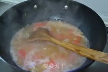 Make Tomato shrimp omelet soup step 3