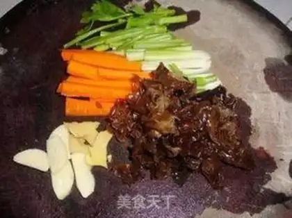 Make Celery noodles step 0