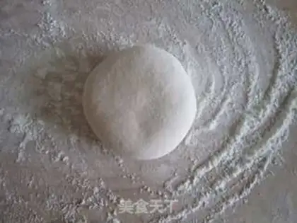 Make Tomato egg paste step 1