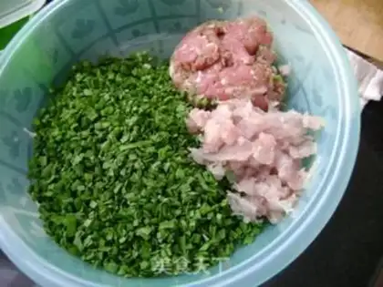 Make A fish dumpling step 2