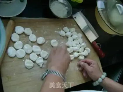 Make A fish dumpling step 15