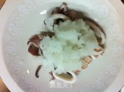 Make Roasted squid mud salad step 5