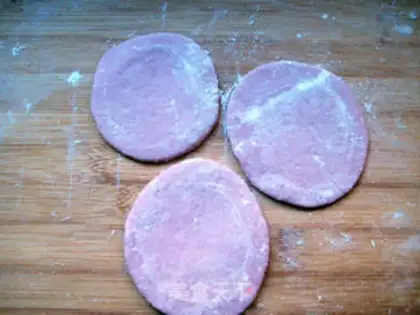 Make Purple rose buns step 5