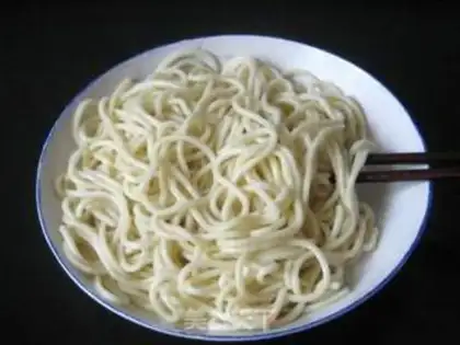 Make cucumber lace noodles step 3
