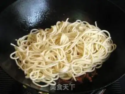 Make cucumber lace noodles step 9