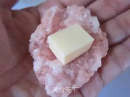 Make Gold cheeseball step 3