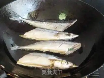 Make Fried mint-flavored swordfish step 6
