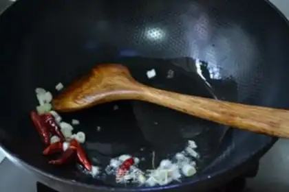 Make Celery fried dry step 3