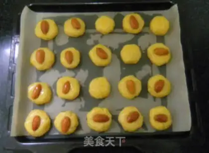 Make Cream-crackers step 3