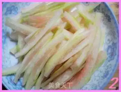 Make Garlic watermelon step 1
