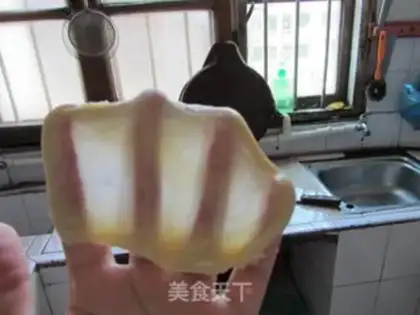 Make Hong Kong toast step 4