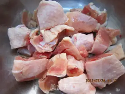 Make Chicken leg soup step 0