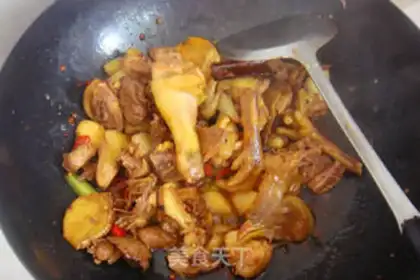 Make Spicy potato chicken step 5