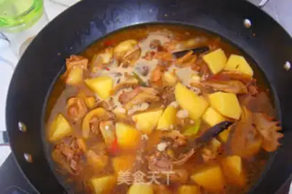 Make Spicy potato chicken step 7