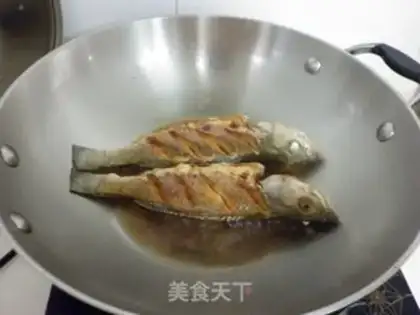Make Home-cooked fish step 6