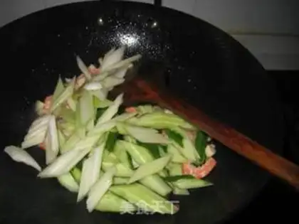 Make Shrimp fried cucumber step 4