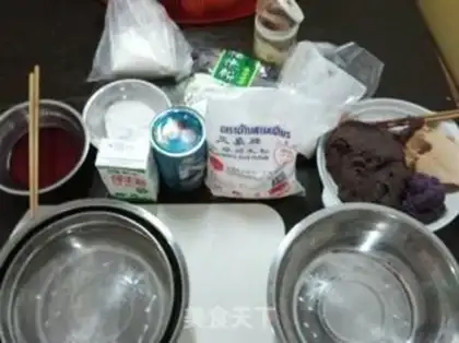 Make Colored ice-cream mooncake step 0