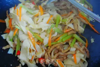 Make A thousand pieces of fried meat step 5