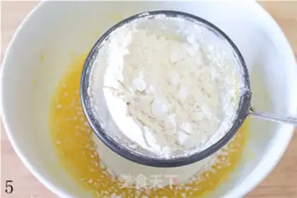 Make Coconut roll step 4