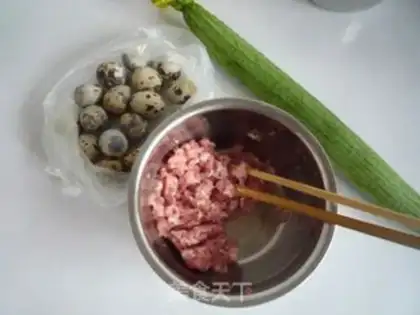 Make Quail egg gravy step 0