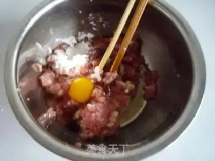 Make Quail egg gravy step 1