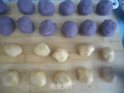 Make Bean and egg yolks step 5