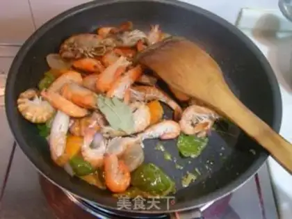 Make Thai blue curry fried shrimp step 5