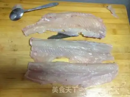 Make Fresh fishball soup step 1