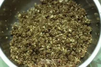 Make Chocolate oatmeal energy ball step 4