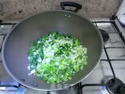 Make Hot onions step 1