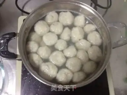 Make Fresh fishball soup step 3
