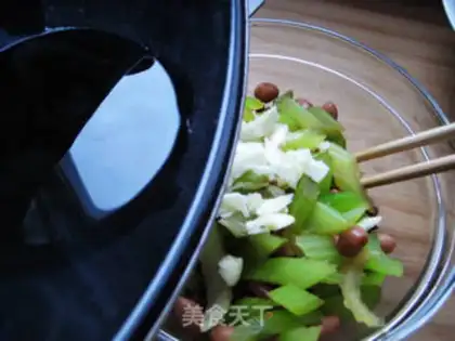 Make Celery peanuts step 7