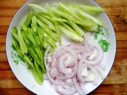 Make ♪ When the vegetables are fried ♪ step 1
