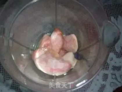 Make Peaches shake step 1