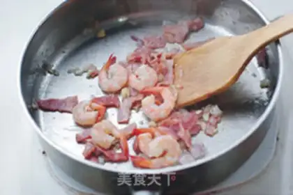 Make Bacon shrimp pasta step 9