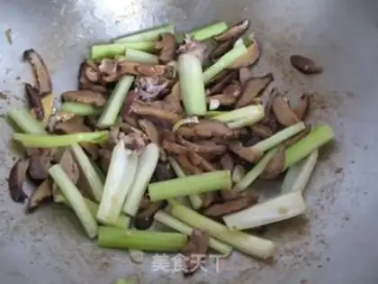 Make Pelican mushroom chicken step 6